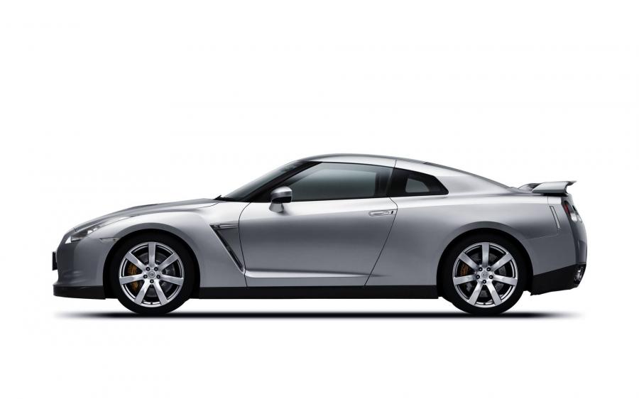  Nissan GT-R 2007 года  (фото 131 из 480)